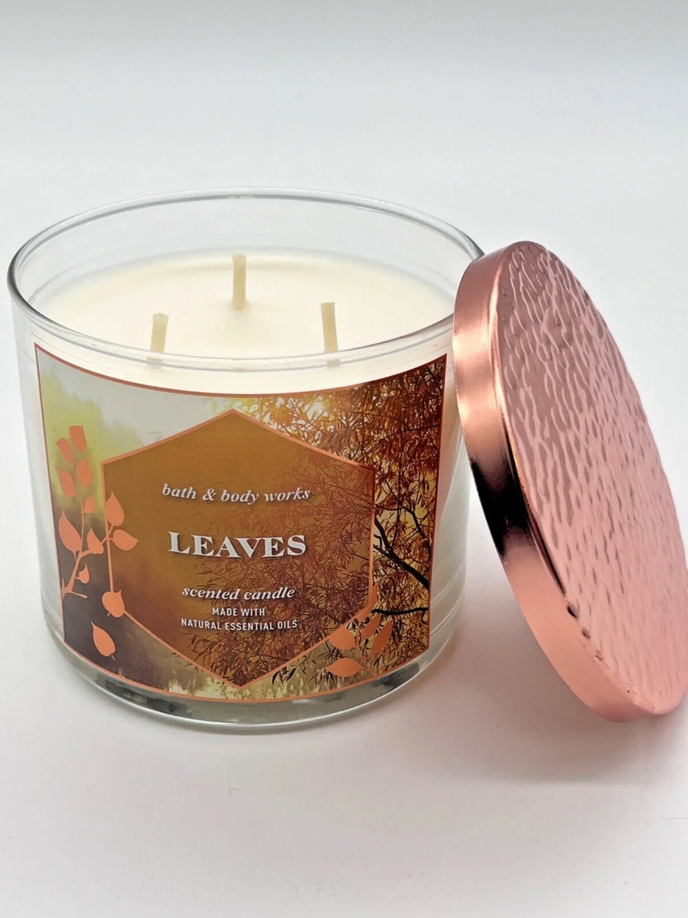 Bath & Body Works Leaves Scented Candle